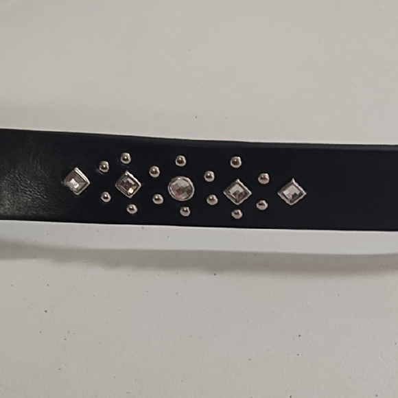 Black Belt Studded Silver Fleur-de-lis Studs & Rhinestones & Encrusted Buckle - Picture 3 of 16